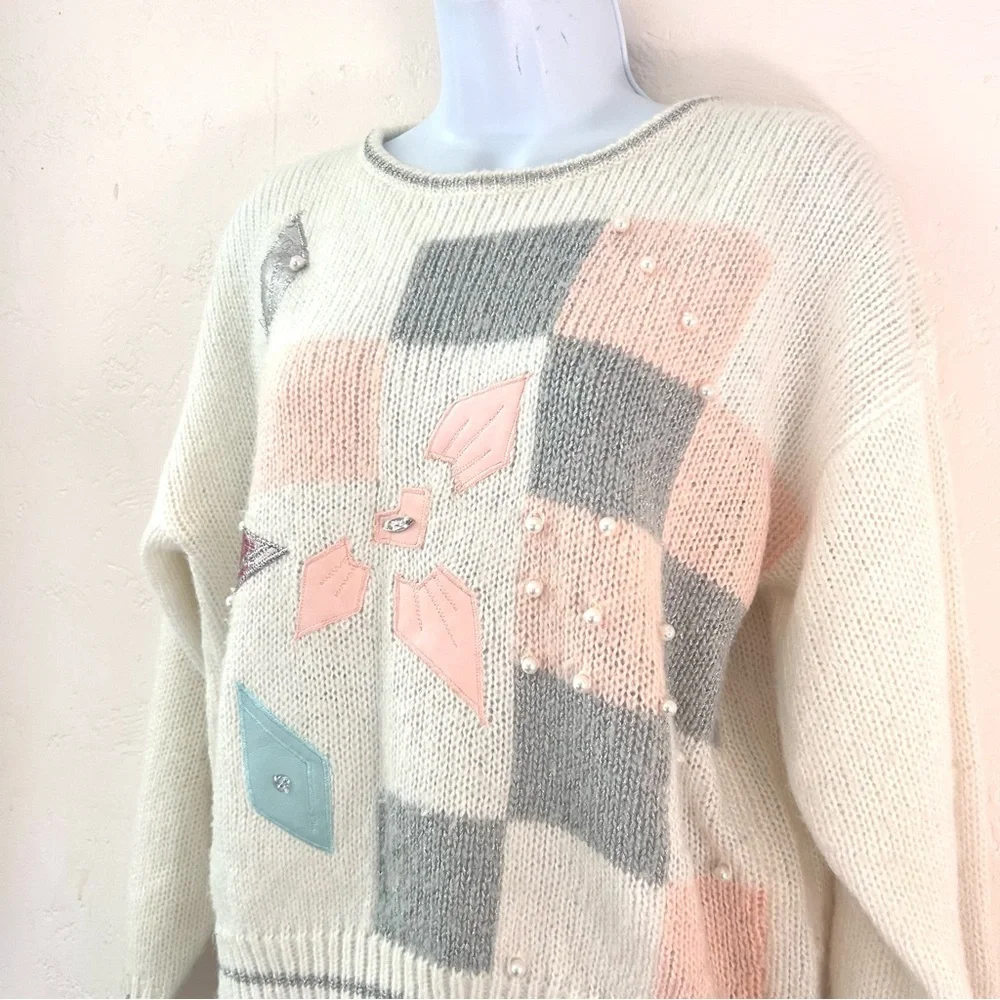Vintage 80s Women's Cream Open Knit Sweater L Pearl Applique Embellishment